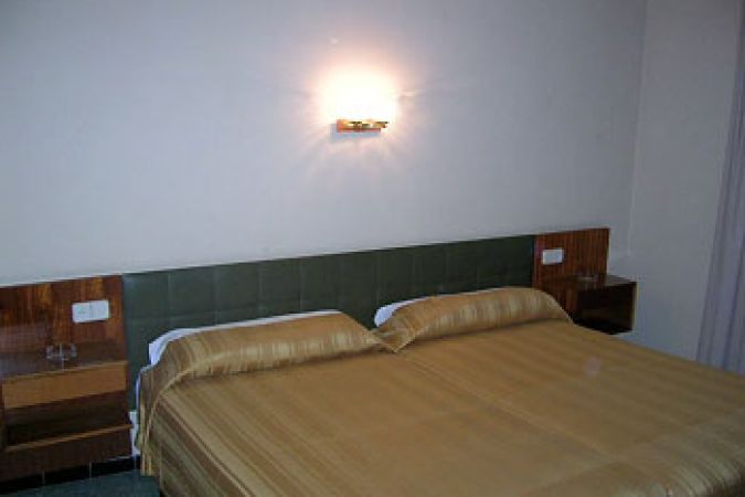 Rooms 1